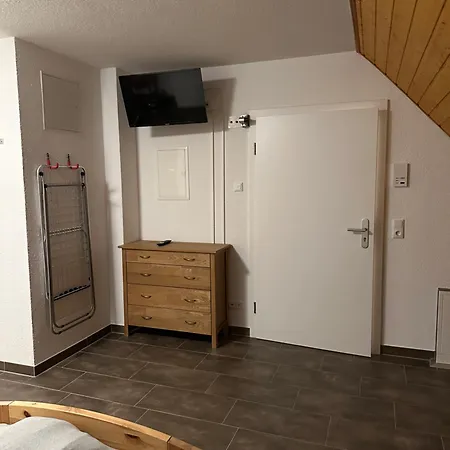 Monteur -sowie In Gruenberg, Nahe Giessen