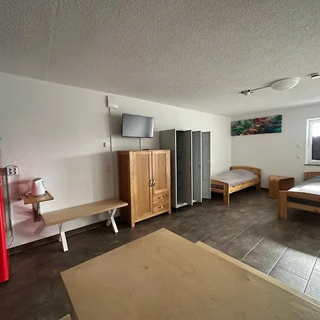 Monteur -sowie In Gruenberg, Nahe Giessen * Gruenberg