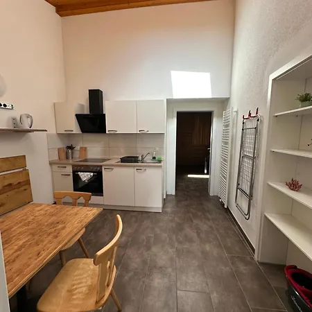 Monteur -sowie In Gruenberg, Nahe Giessen Apartment Gruenberg