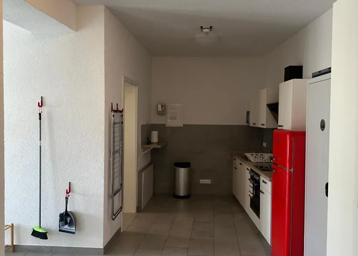 Monteur -sowie In Gruenberg, Nahe Giessen Gruenberg