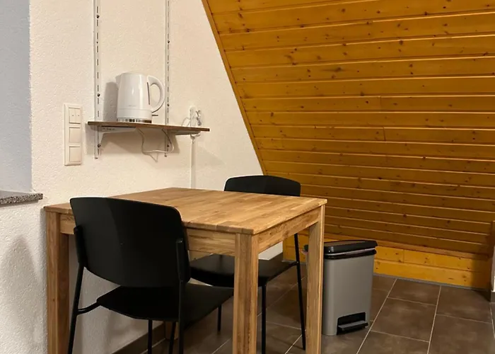 Monteur -sowie In Gruenberg, Nahe Giessen Gruenberg