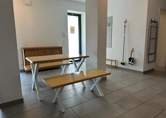 Monteur -sowie In Gruenberg, Nahe Giessen Gruenberg