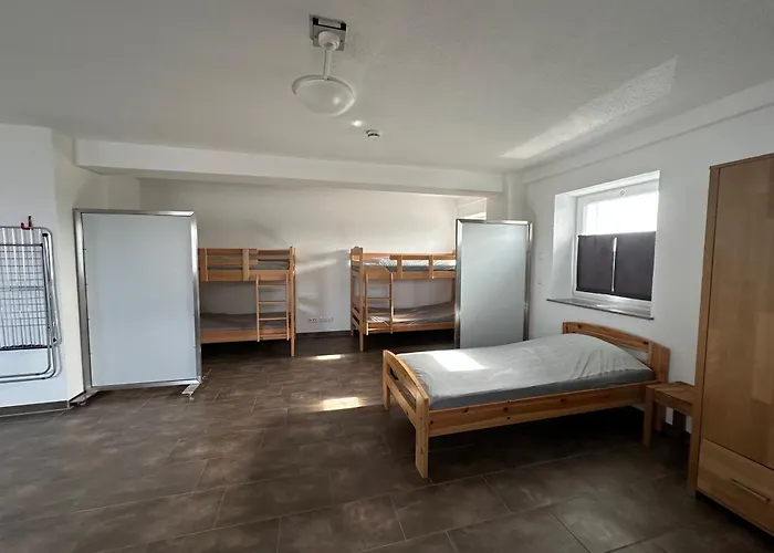 Monteur -sowie In Gruenberg, Nahe Giessen * Gruenberg