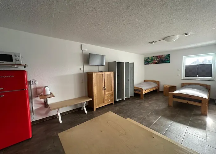 Monteur -sowie In Gruenberg, Nahe Giessen * Gruenberg