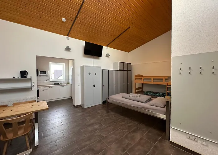 Monteur -sowie In Gruenberg, Nahe Giessen Apartment