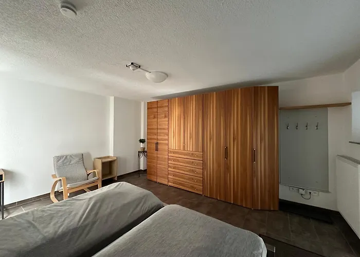 Monteur -sowie In Gruenberg, Nahe Giessen